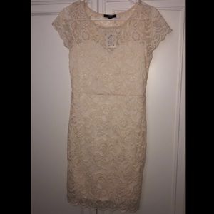 short lace dress